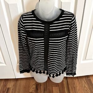 n/nicholas black and white striped long sleeve tassel shirt women’s size 4